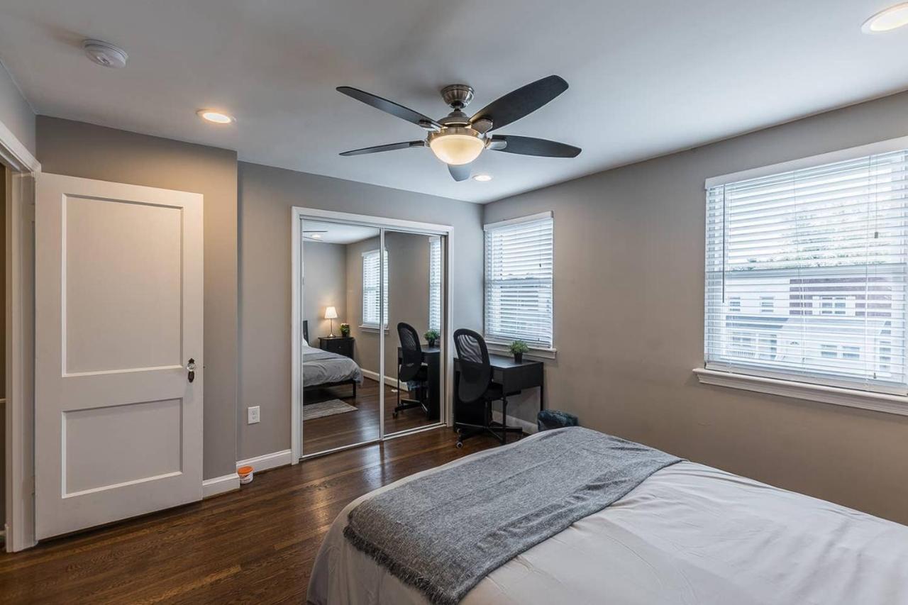 Beautiful 3Br 2Ba House With Cozy Backyard By Cozysuites Alexandria Buitenkant foto
