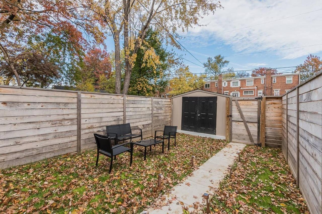Beautiful 3Br 2Ba House With Cozy Backyard By Cozysuites Alexandria Buitenkant foto
